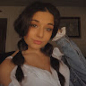 Meet your Posher, Aislynn